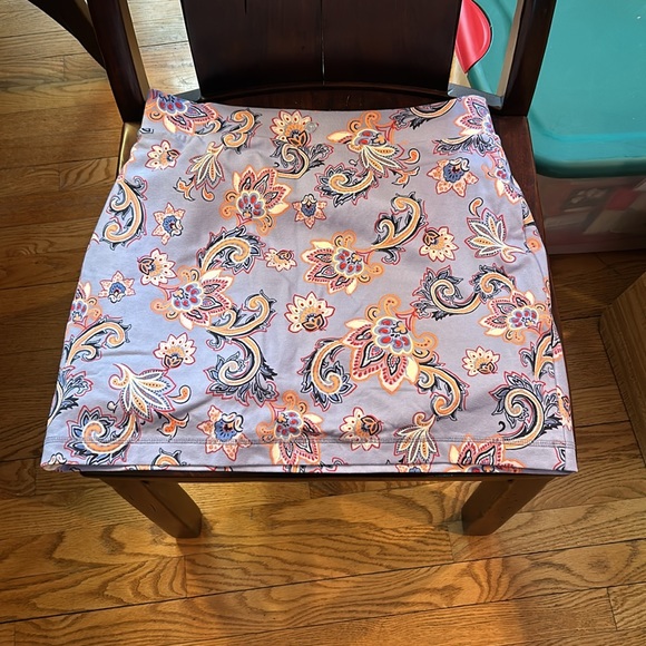 NWOT Talbots Floral and Paisley Skort - Picture 2 of 3